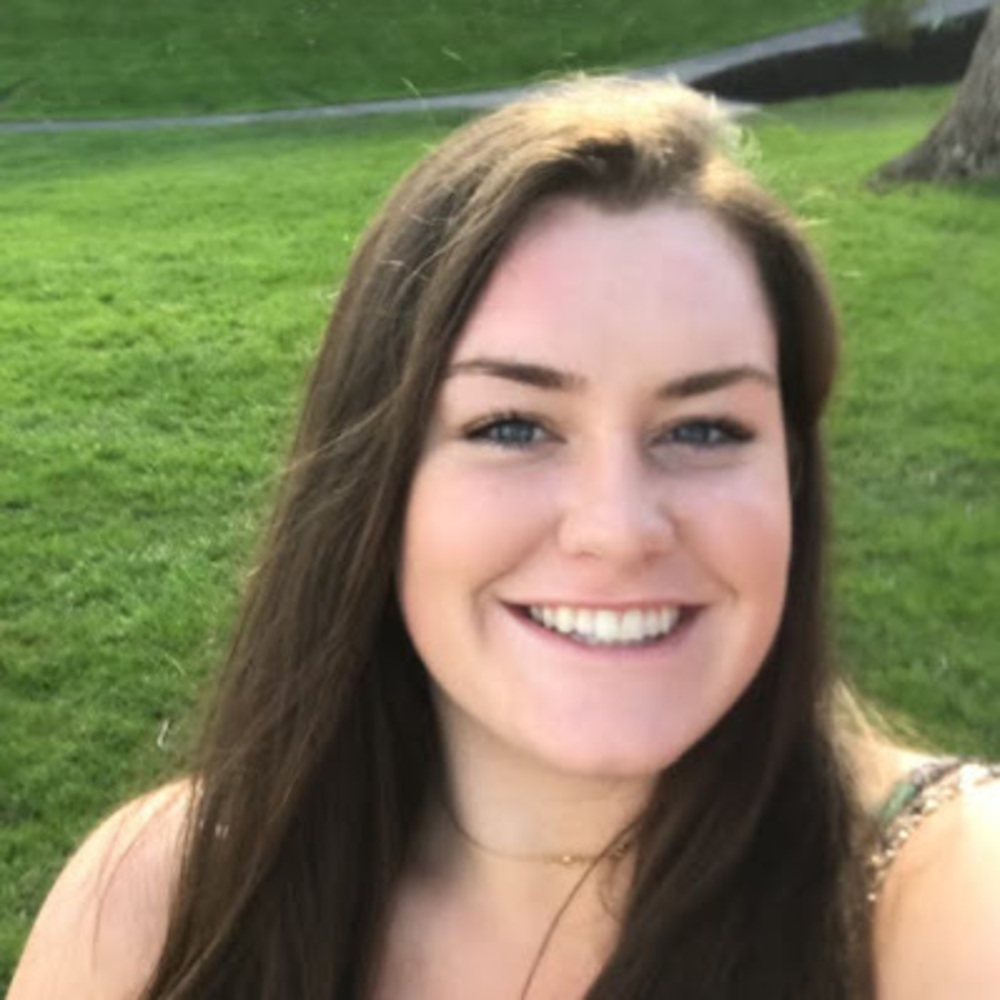 Meet your Posher, Caitlin